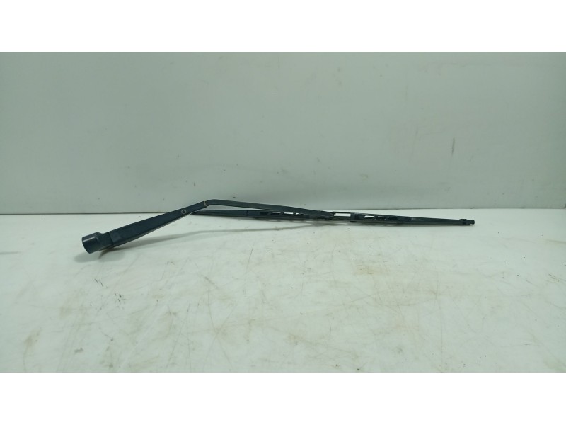 Recambio de brazo limpia trasero para daewoo lanos (klat) 1.5 referencia OEM IAM   