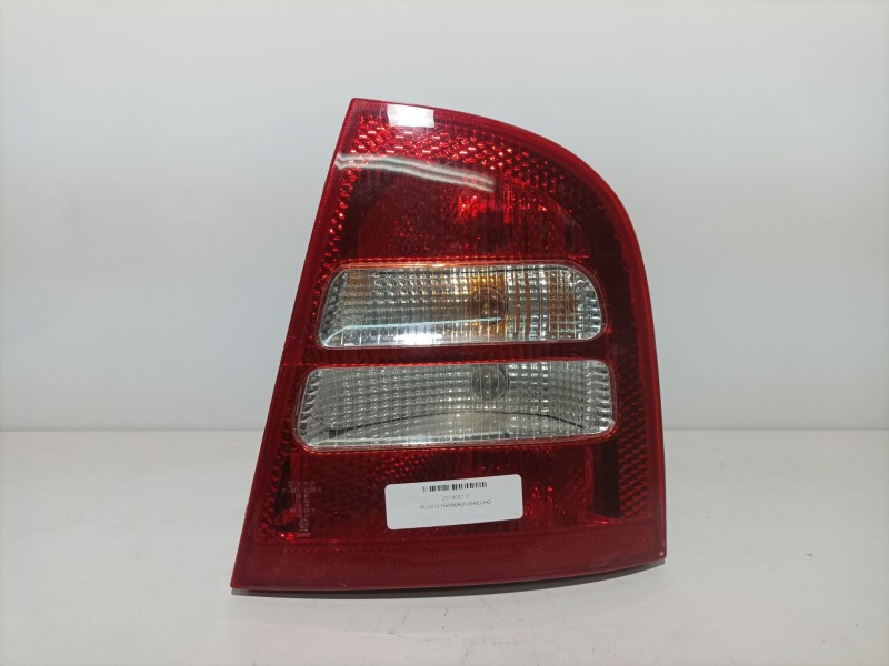 Recambio de piloto trasero derecho para skoda octavia berlina (1u2) ambiente referencia OEM IAM 1U6945096  