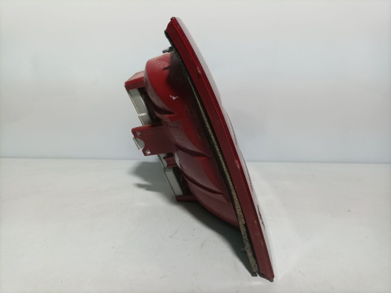 Recambio de piloto trasero derecho para skoda octavia berlina (1u2) ambiente referencia OEM IAM 1U6945096  