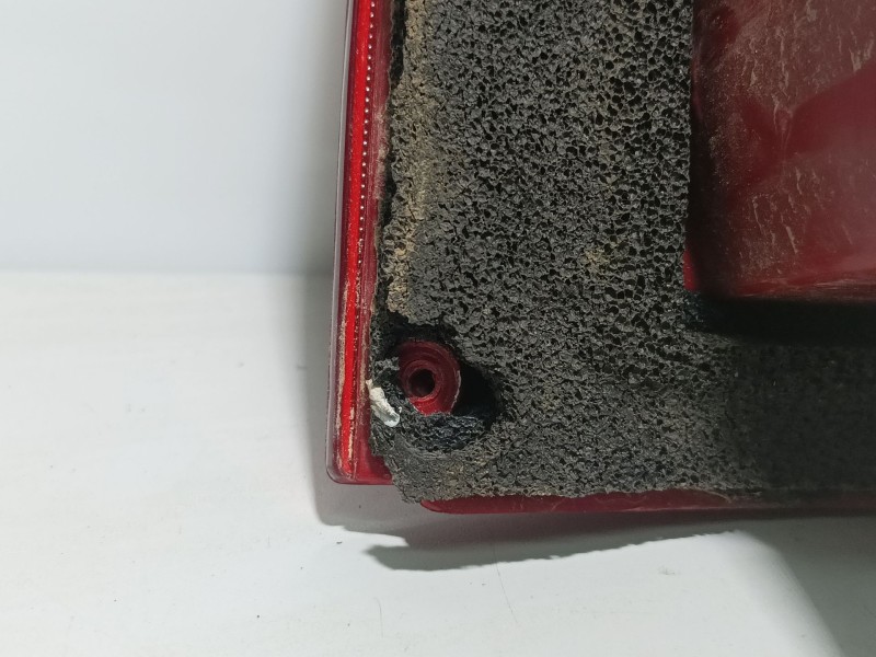 Recambio de piloto trasero derecho para skoda octavia berlina (1u2) ambiente referencia OEM IAM 1U6945096  