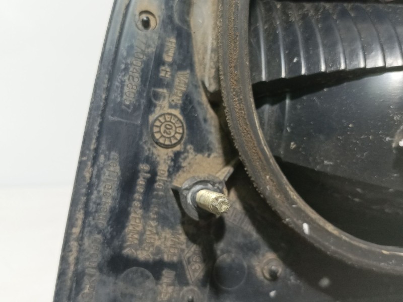 Recambio de piloto trasero derecho para renault megane i coupe fase 2 referencia OEM IAM 7700428057  