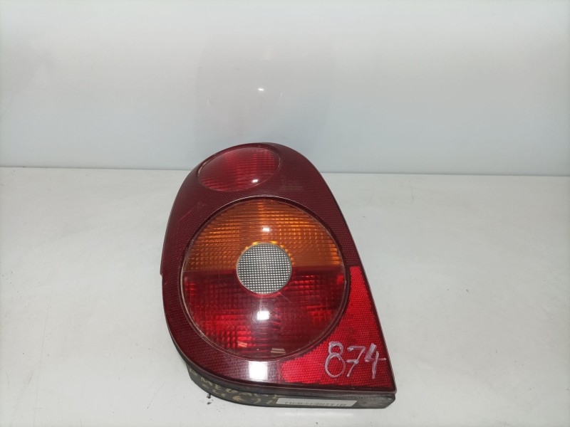 Recambio de piloto trasero derecho para renault megane i coupe fase 2 referencia OEM IAM 7700428057  