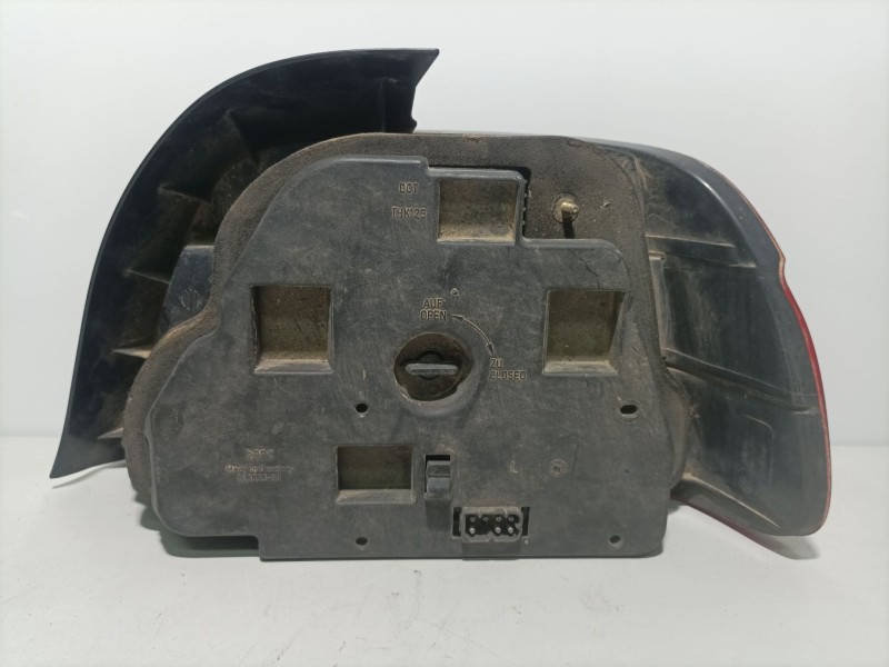 Recambio de piloto trasero izquierdo para bmw serie 5 berlina (e39) 525tds referencia OEM IAM 63216900209  