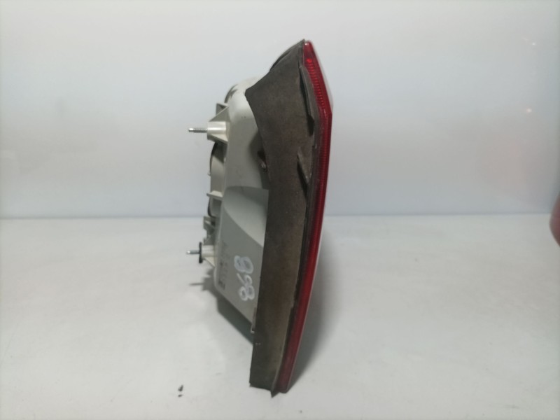 Recambio de piloto trasero derecho para opel astra g berlina club referencia OEM IAM 90521544  