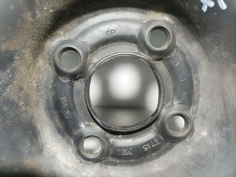 Recambio de llanta para peugeot 206 berlina xt referencia OEM IAM   