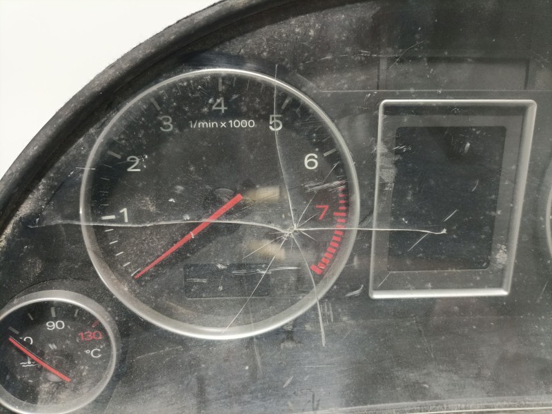Recambio de cuadro instrumentos para audi a4 berlina (8e) 2.0 referencia OEM IAM 1036901830  