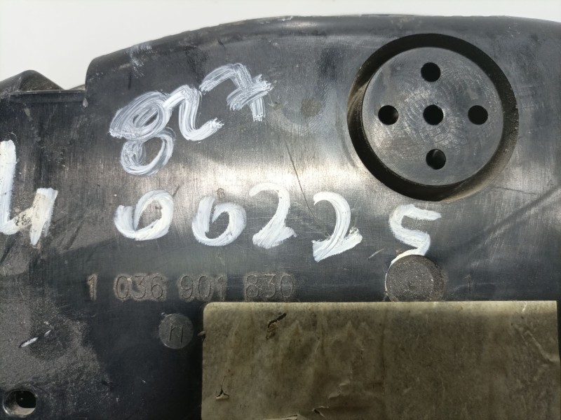 Recambio de cuadro instrumentos para audi a4 berlina (8e) 2.0 referencia OEM IAM 1036901830  