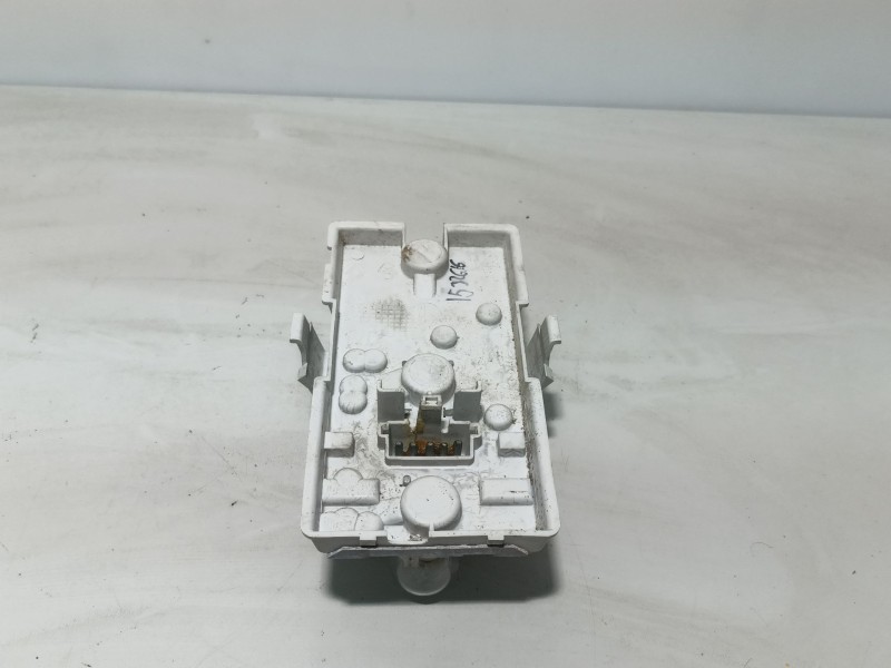 Recambio de portalamparas para renault 19 (b/c/l53) referencia OEM IAM 7701349870  