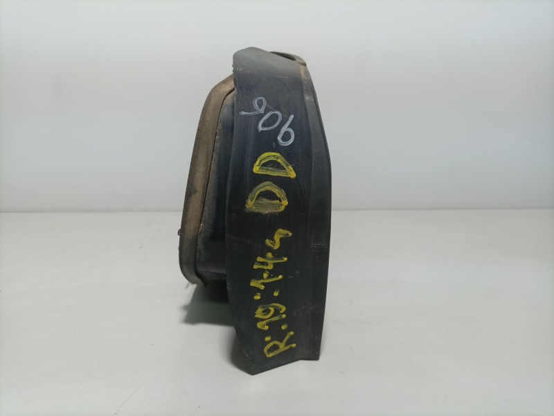 Recambio de piloto trasero derecho para renault 19 hatchback (b/c53) referencia OEM IAM ptdr19  