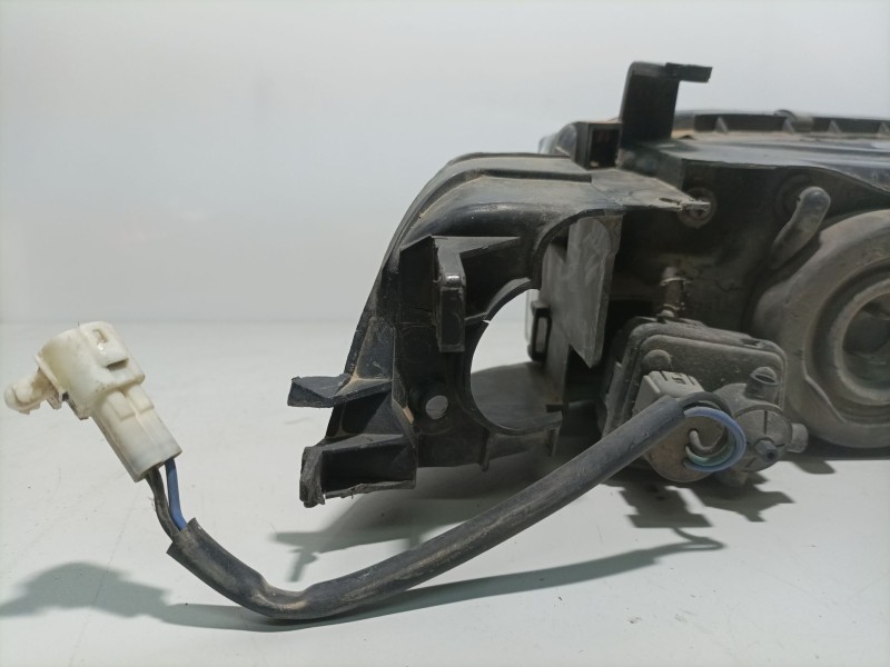 Recambio de faro izquierdo para mitsubishi galant berlina (ea0) 2.4 gdi cat referencia OEM IAM mr339377  