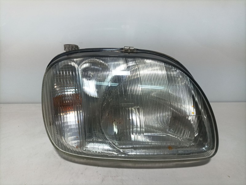 Recambio de faro derecho para nissan micra (k11) 1.0 16v cat referencia OEM IAM 260106F620  011a02a02
