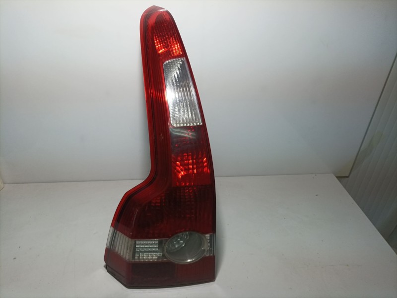 Recambio de piloto trasero izquierdo para volvo v50 (545) 2.0 d referencia OEM IAM 30678749  