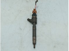 Recambio de inyector para toyota auris (_e18_) 1.4 d-4d (nde180_) referencia OEM IAM 2367009390  