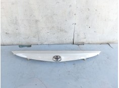 Recambio de moldura para toyota auris (_e18_) 1.4 d-4d (nde180_) referencia OEM IAM   