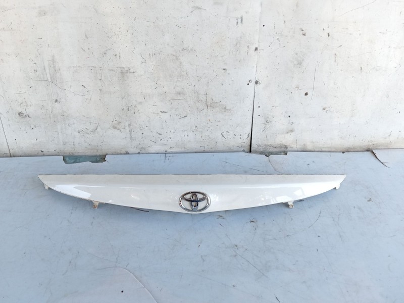 Recambio de moldura para toyota auris (_e18_) 1.4 d-4d (nde180_) referencia OEM IAM   