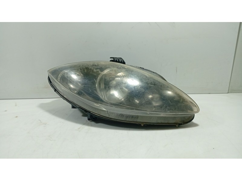 Recambio de faro derecho para seat leon (1p1) 2.0 tdi 16v referencia OEM IAM 5P1941006E  