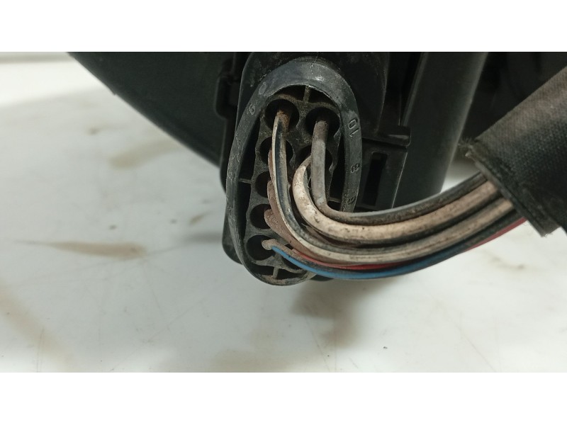 Recambio de faro izquierdo para seat leon (1p1) 2.0 tdi 16v referencia OEM IAM 5P1941005E  