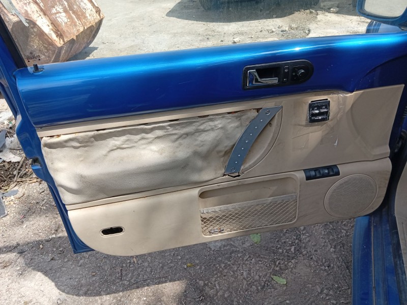 volkswagen new beetle (9c1, 1c1) del año 2003