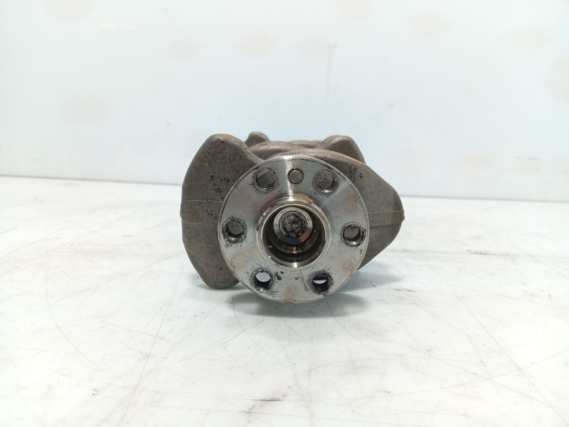 Recambio de cigueñal para toyota auris (_e18_) 1.4 d-4d (nde180_) referencia OEM IAM 1340133021  