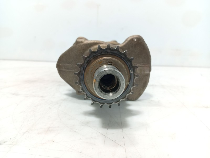 Recambio de cigueñal para toyota auris (_e18_) 1.4 d-4d (nde180_) referencia OEM IAM 1340133021  