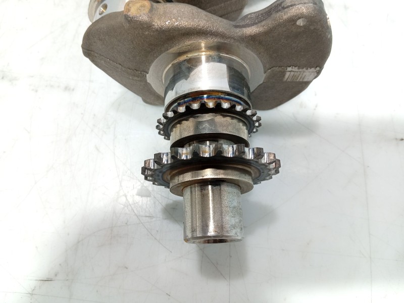 Recambio de cigueñal para toyota auris (_e18_) 1.4 d-4d (nde180_) referencia OEM IAM 1340133021  
