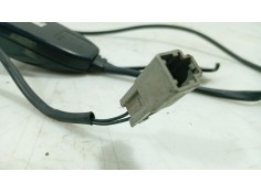 Recambio de anclaje cinturon delantero izquierdo para iveco daily 35c 14 g 3450 torsion natural power referencia OEM IAM    2