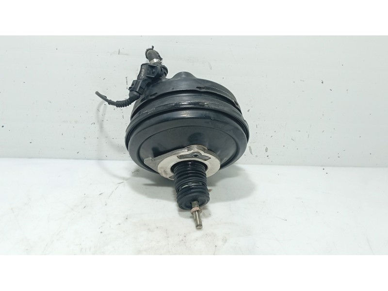 Recambio de servofreno para audi a4 b6 avant (8e5) 2.4 referencia OEM IAM   