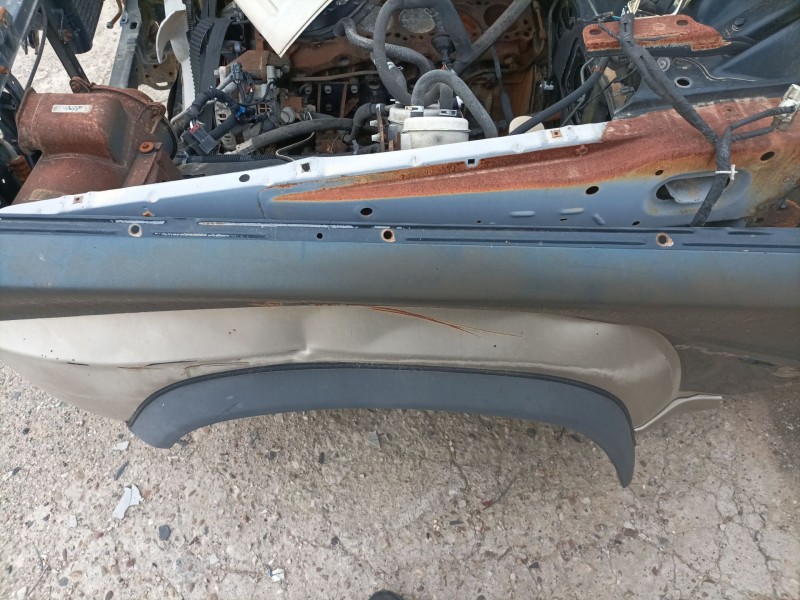 Recambio de aleta delantera izquierda para nissan patrol gr (y60) referencia OEM IAM   