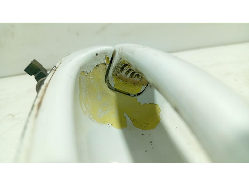 Recambio de maneta exterior delantera izquierda para hyundai coupe (j2) referencia OEM IAM   