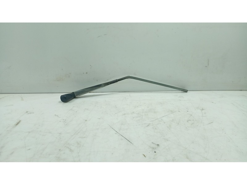 Recambio de brazo limpia trasero para hyundai coupe (j2) referencia OEM IAM   
