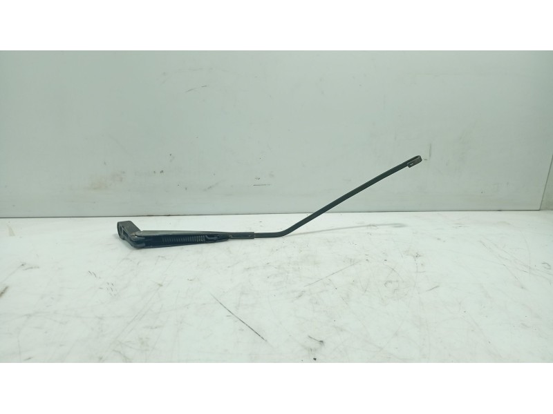 Recambio de brazo limpia trasero para hyundai coupe (j2) referencia OEM IAM   