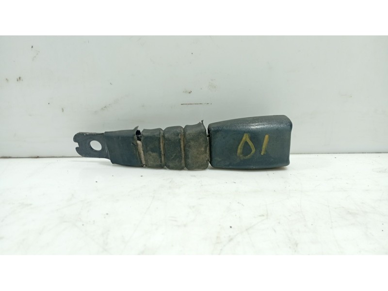Recambio de anclaje cinturon delantero izquierdo para hyundai coupe (j2) referencia OEM IAM   
