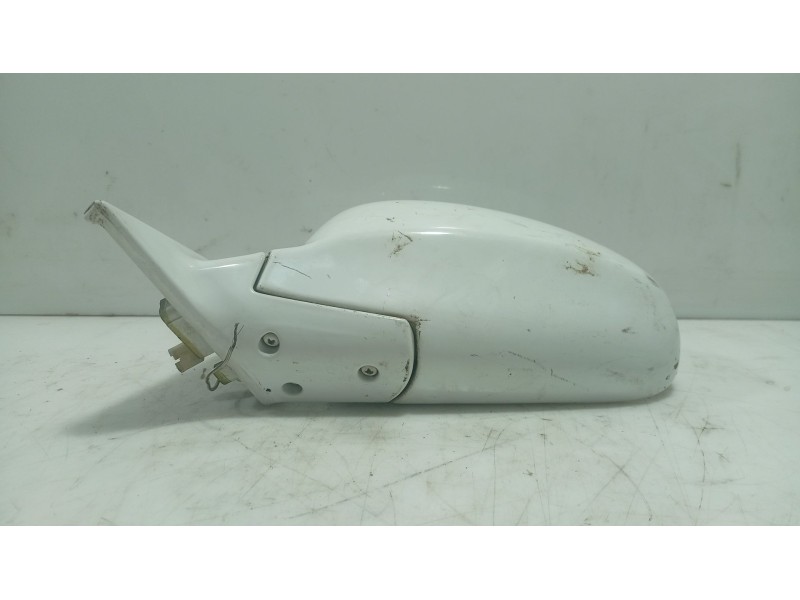 Recambio de retrovisor izquierdo para hyundai coupe (j2) referencia OEM IAM   