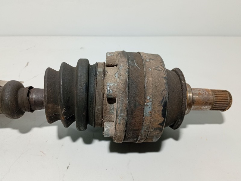 Recambio de transmision delantera izquierda para mercedes-benz vito marco polo (638) 112 cdi referencia OEM IAM A6383342334  