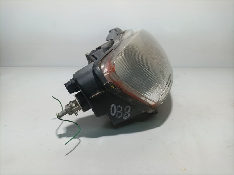 Recambio de faro derecho para peugeot 106 ii (1a_, 1c_) 1.1 i referencia OEM IAM 6205P4  