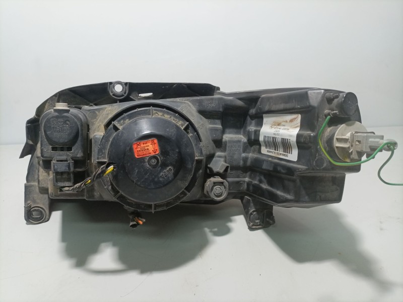 Recambio de faro derecho para peugeot 106 ii (1a_, 1c_) 1.1 i referencia OEM IAM 6205P4  