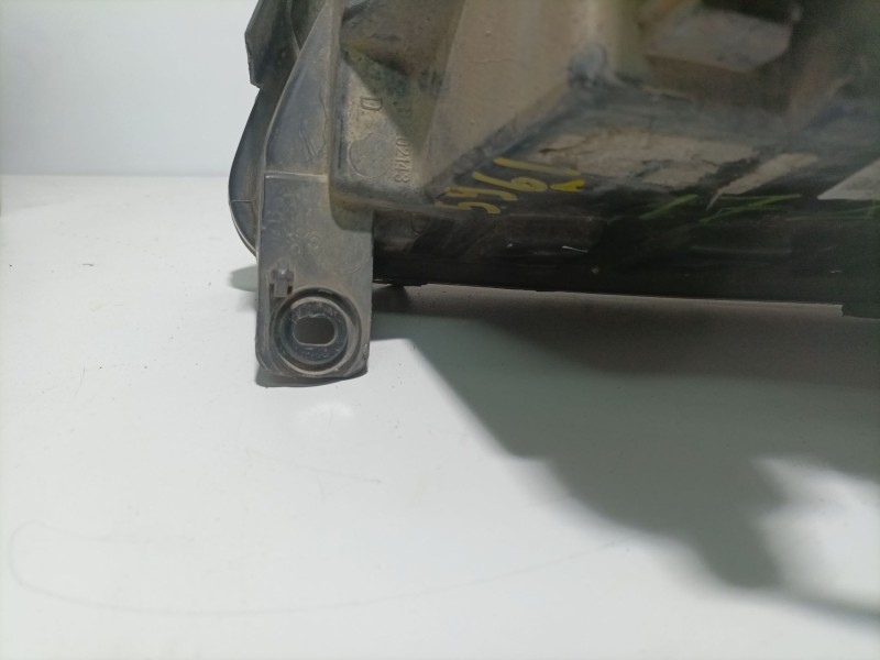 Recambio de faro derecho para peugeot 106 ii (1a_, 1c_) 1.1 i referencia OEM IAM 6205P4  