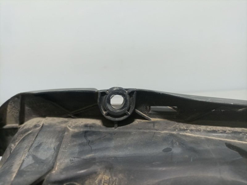Recambio de faro derecho para peugeot 106 ii (1a_, 1c_) 1.1 i referencia OEM IAM 6205P4  