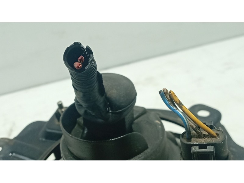 Recambio de faro derecho para ssangyong korando 2.3 turbodiesel cat referencia OEM IAM   