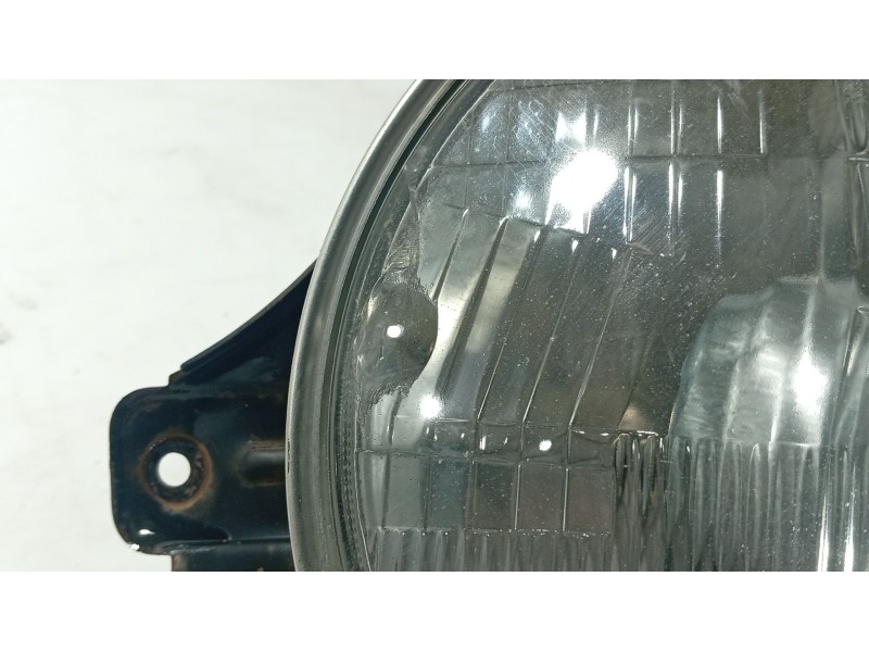 Recambio de faro derecho para ssangyong korando 2.3 turbodiesel cat referencia OEM IAM   