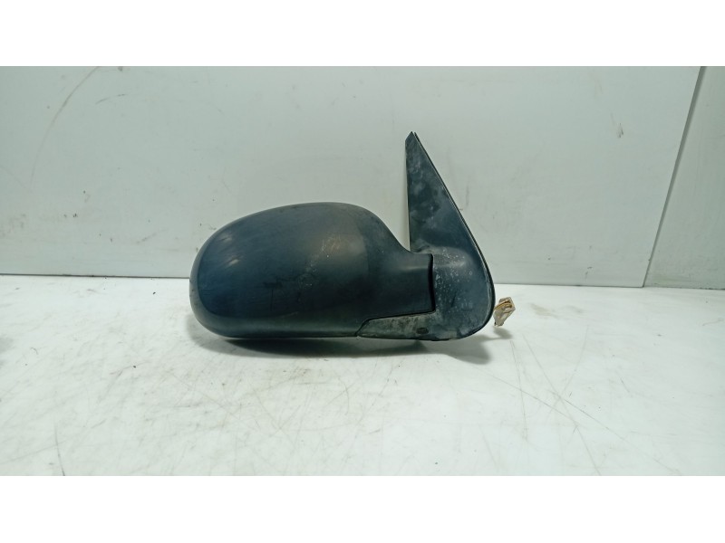 Recambio de retrovisor derecho para ssangyong korando 2.3 turbodiesel cat referencia OEM IAM   