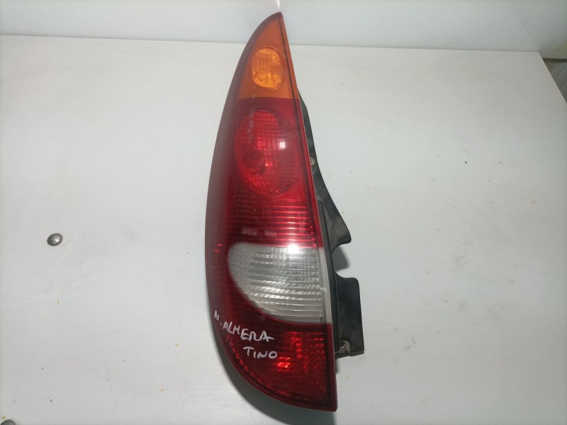 Recambio de piloto trasero izquierdo para nissan almera tino (v10m) referencia OEM IAM   