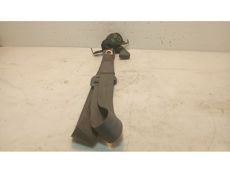 Recambio de cinturon seguridad delantero derecho para ssangyong korando 2.3 turbodiesel cat referencia OEM IAM   