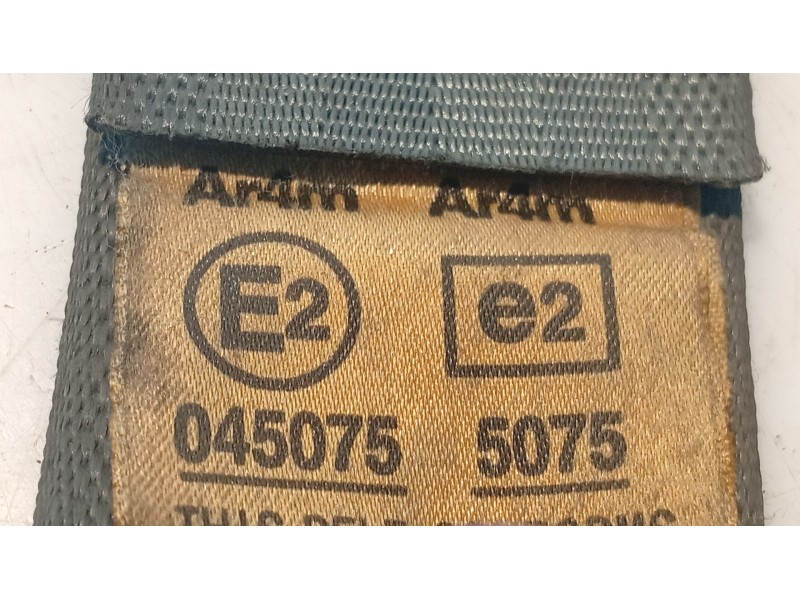 Recambio de cinturon seguridad delantero derecho para ssangyong korando 2.3 turbodiesel cat referencia OEM IAM   