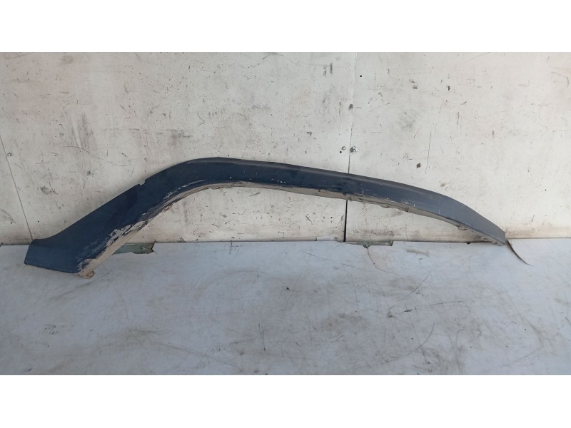 Recambio de moldura para ssangyong korando 2.3 turbodiesel cat referencia OEM IAM   