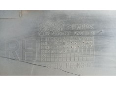 Recambio de moldura para ssangyong korando 2.3 turbodiesel cat referencia OEM IAM    2