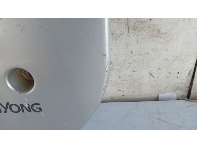 Recambio de soporte rueda repuesto para ssangyong korando 2.3 turbodiesel cat referencia OEM IAM   