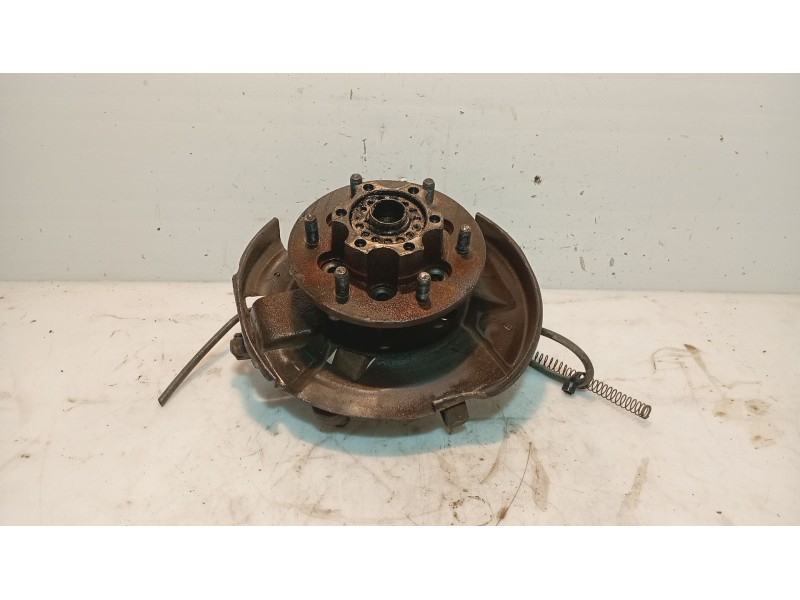 Recambio de mangueta delantera derecha para ssangyong korando 2.3 turbodiesel cat referencia OEM IAM   