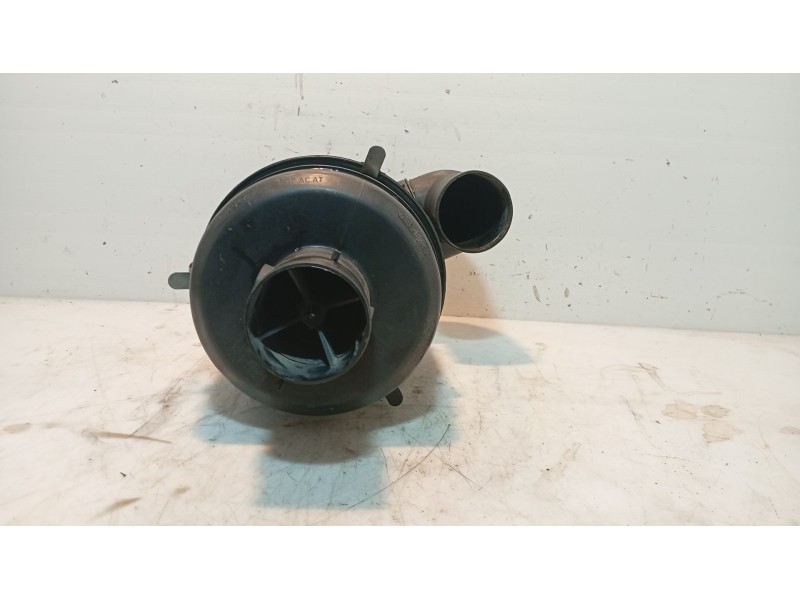 Recambio de caja filtro de aire para ssangyong korando 2.3 turbodiesel cat referencia OEM IAM   