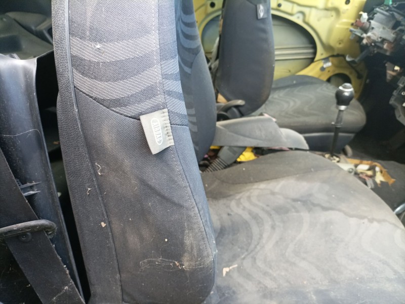 Recambio de asiento delantero derecho para mini mini (r50, r53) one d referencia OEM IAM 52107155012  
